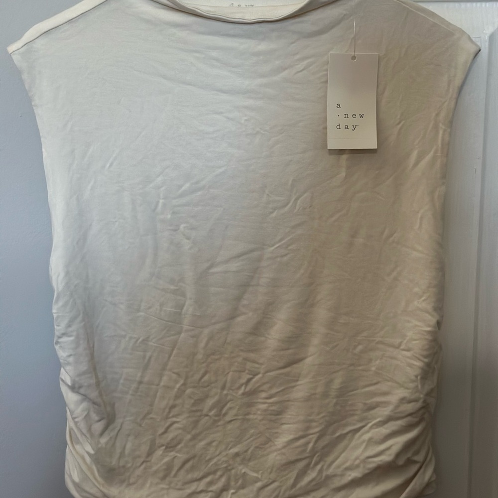 A New Day Women's Off-White Muscle Tee